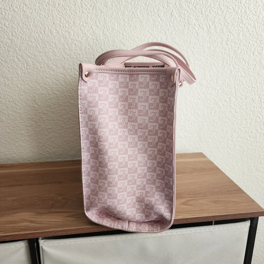 Juicy Couture Pink Tote - Picture 4 of 12